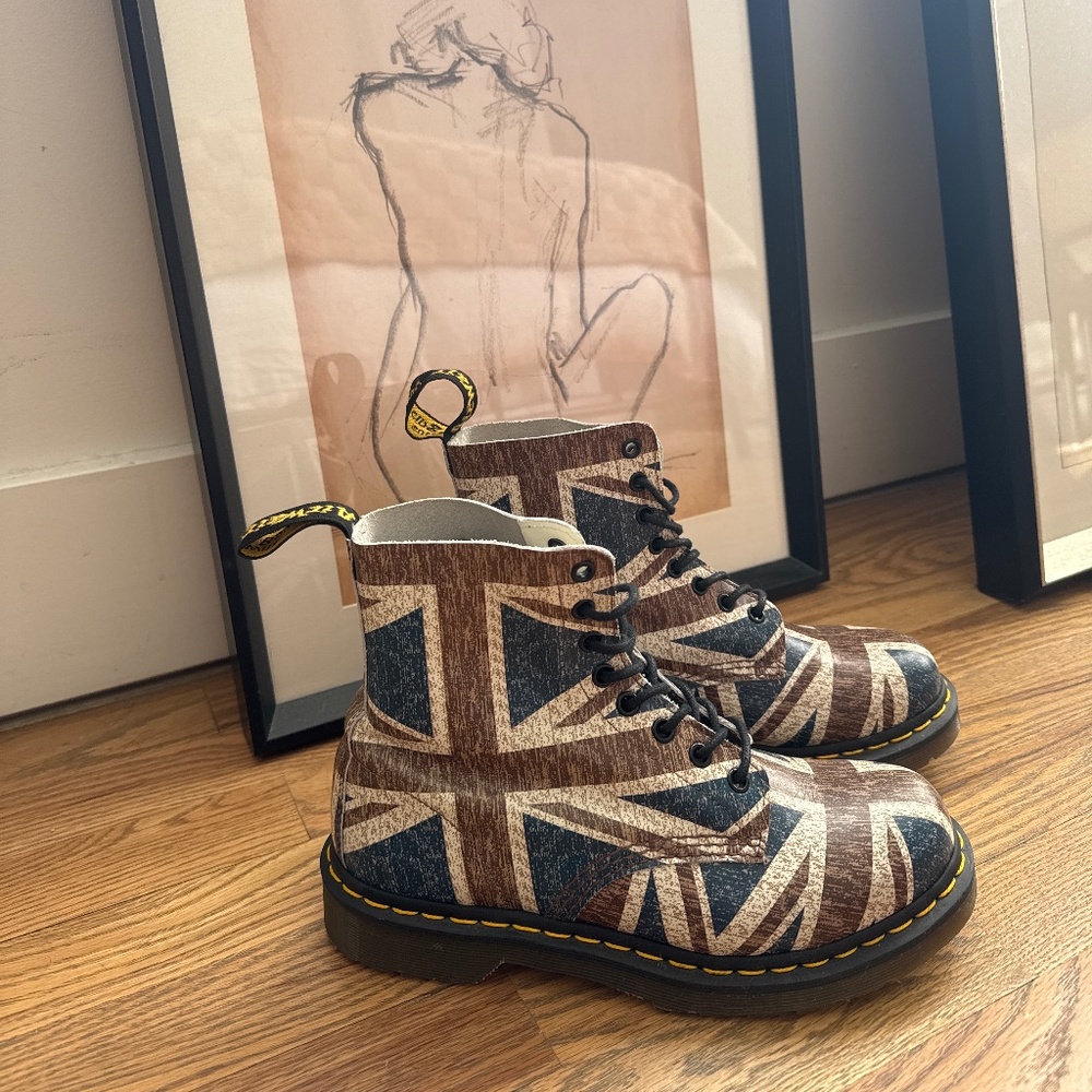 British Flag Dr. Martens